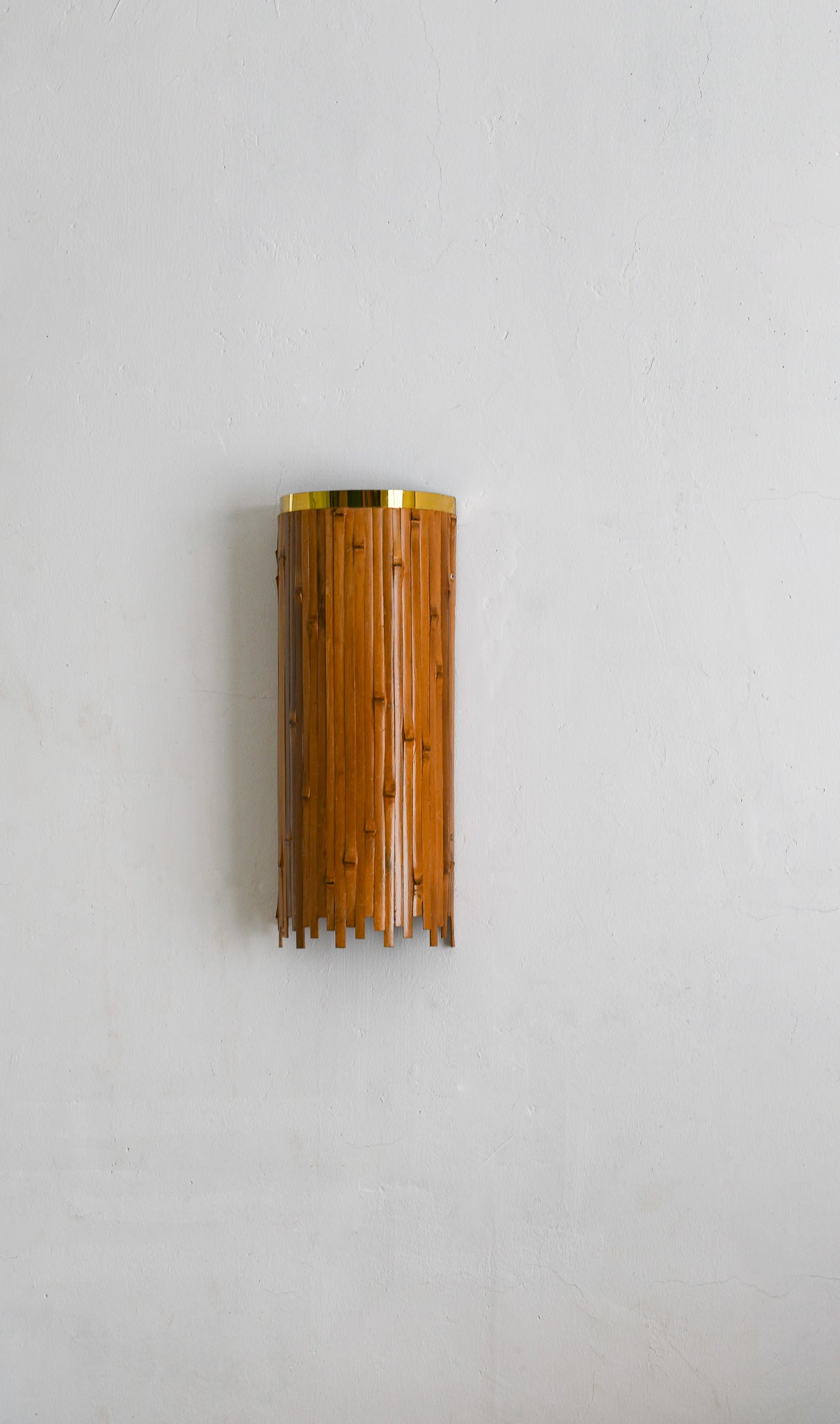 Upside Downward Bamboo Wall Lamp